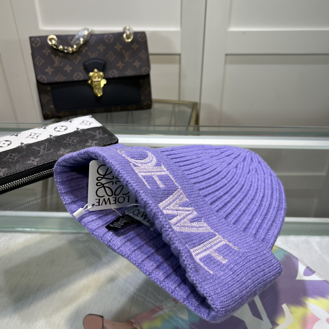 Loewe Beanie In Wool - EUR FASHION