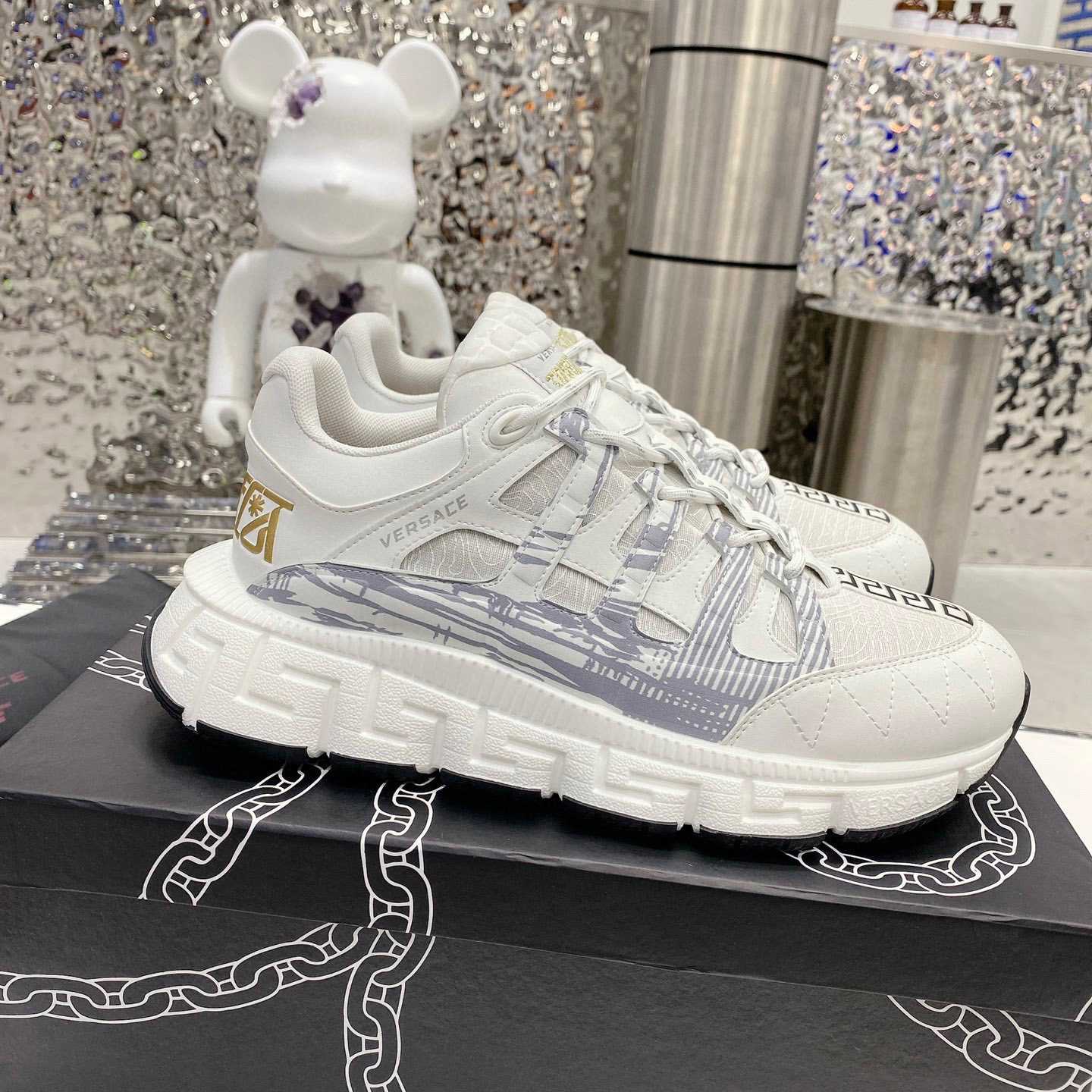 Versace Trigreca Sneakers - EUR FASHION