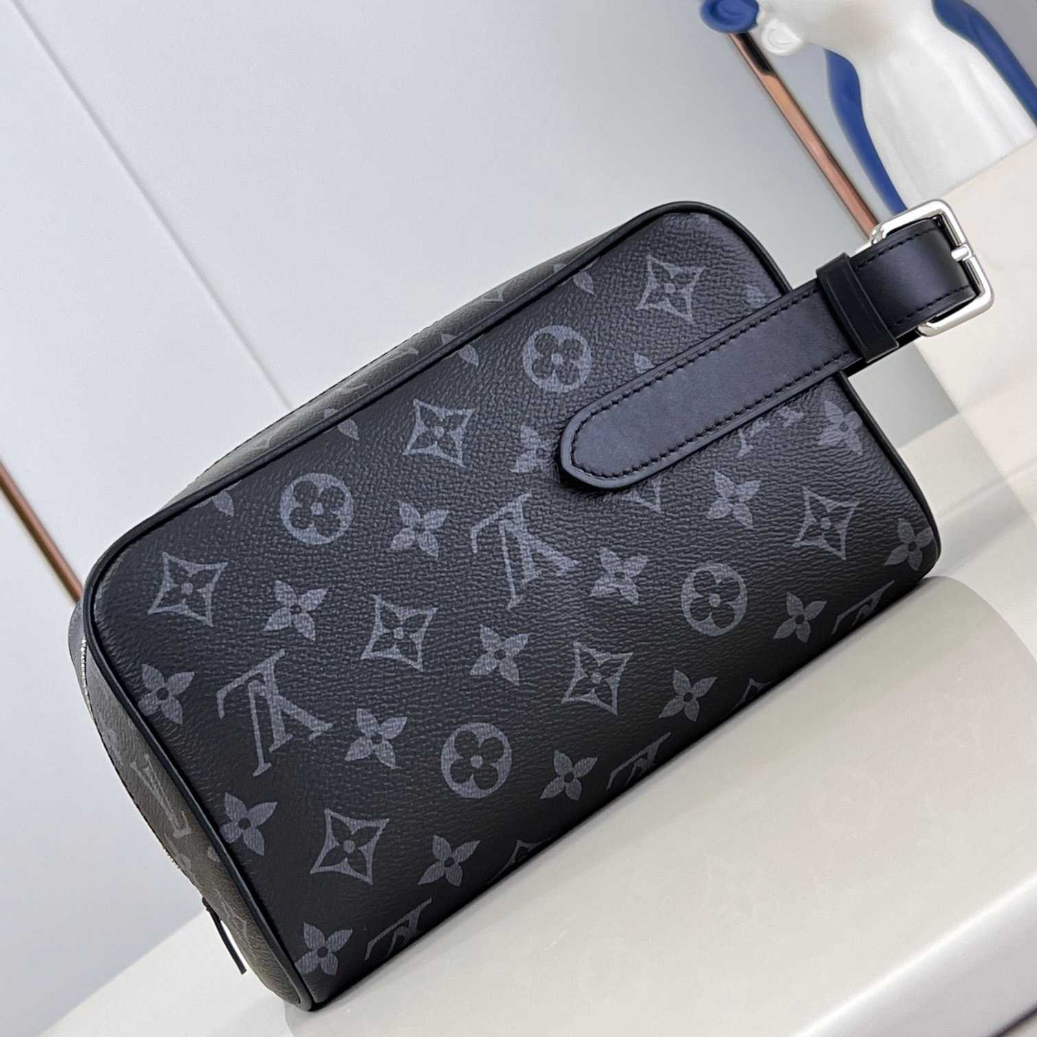 Louis Vuitton Locker Dopp Kit   M83113 - EUR FASHION