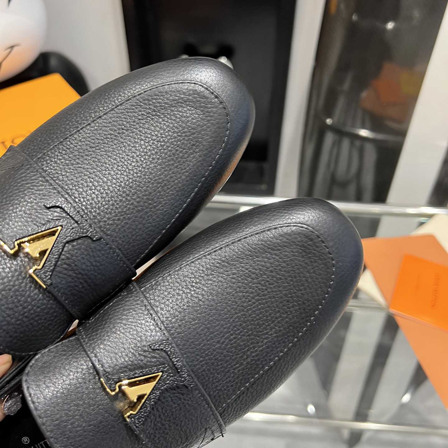 Louis Vuitton LV Capri Loafer - EUR FASHION