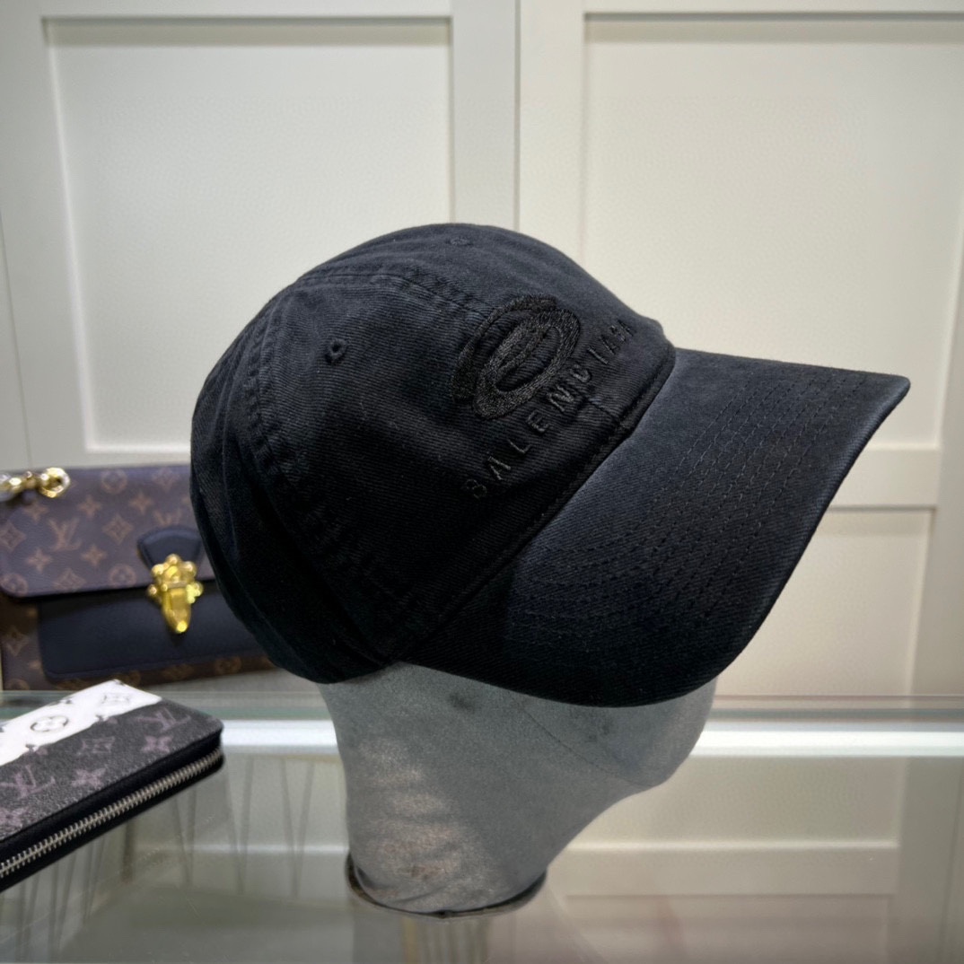 Balenciaga Unity Sports Icon Embossed Cap - EUR FASHION