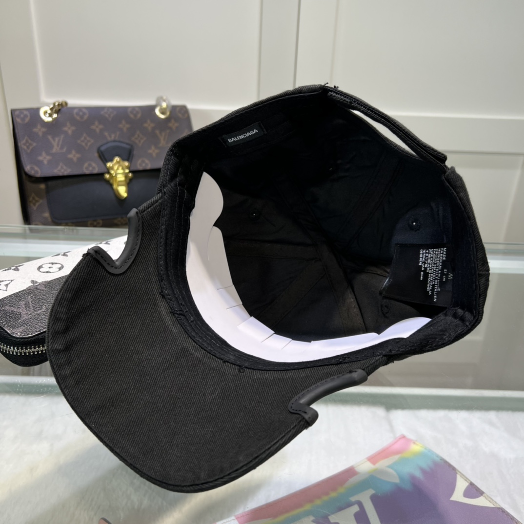 Balenciaga Unity Sports Icon Cap In Black - EUR FASHION