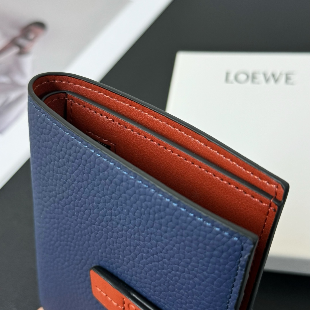 Loewe Medium Vertical Grained-Leather Wallet(14×11cm) - EUR FASHION