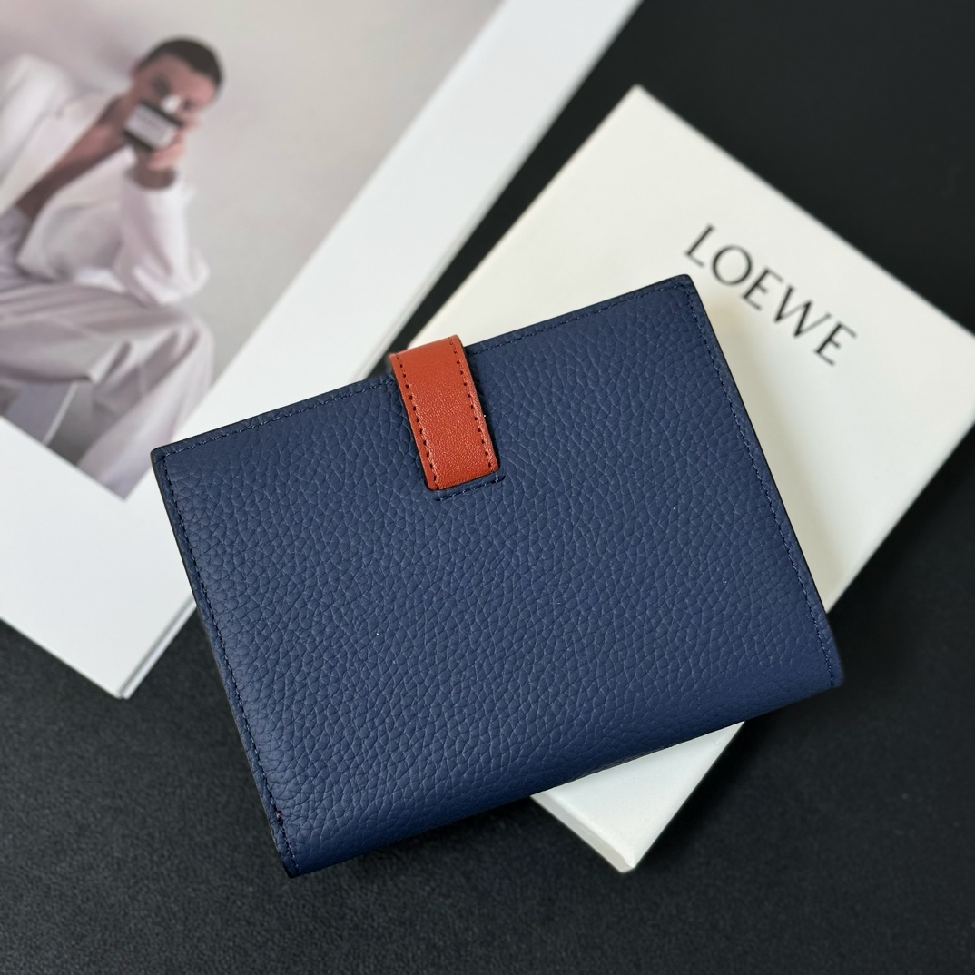 Loewe Medium Vertical Grained-Leather Wallet(14×11cm) - EUR FASHION