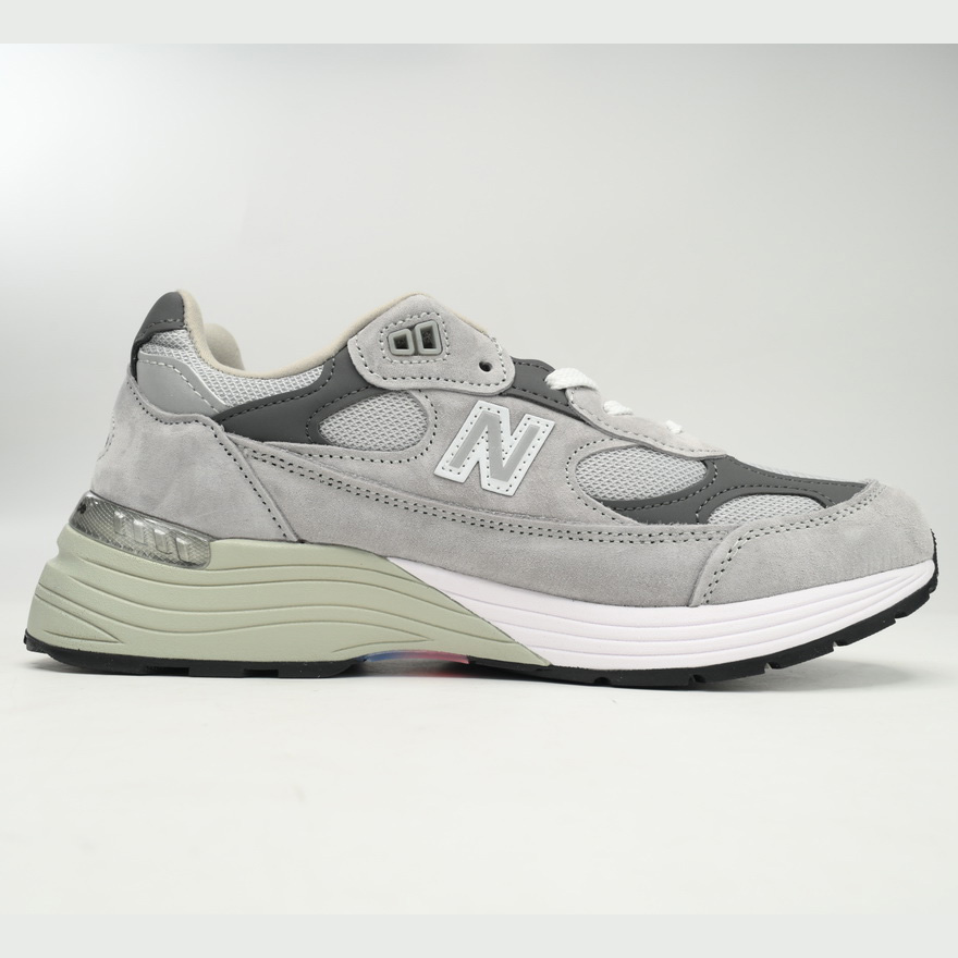 New Balance 992 Black And Gray Sneakers      M992GR  - EUR FASHION