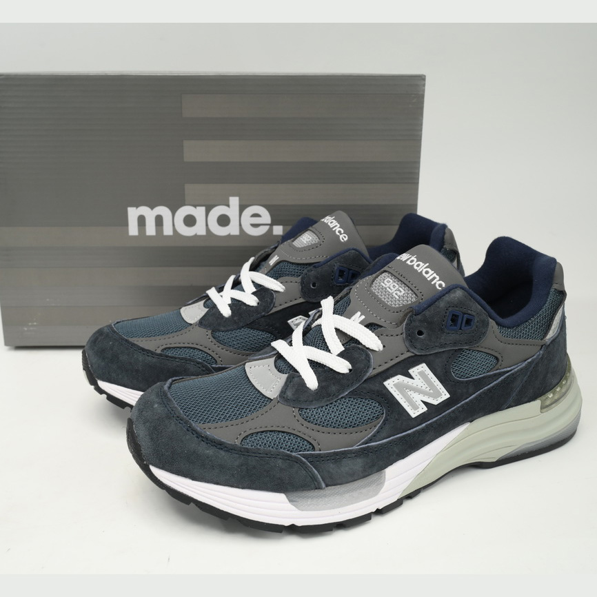 New Balance 992 Navy Blue Sneakers      M992GG  - EUR FASHION