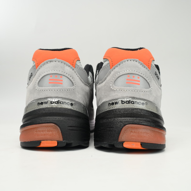 New Balance 992 Gray Orange Sneakers      M992GBO   - EUR FASHION