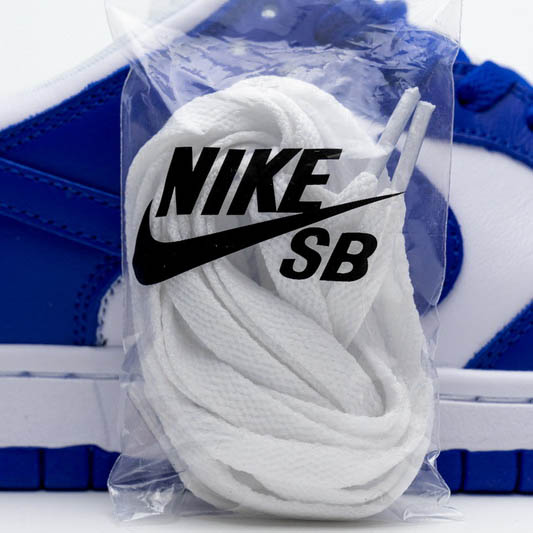 Nike Dunk Low SP Low SP “Kentucky” Sneaker       CU1726-100 - EUR FASHION