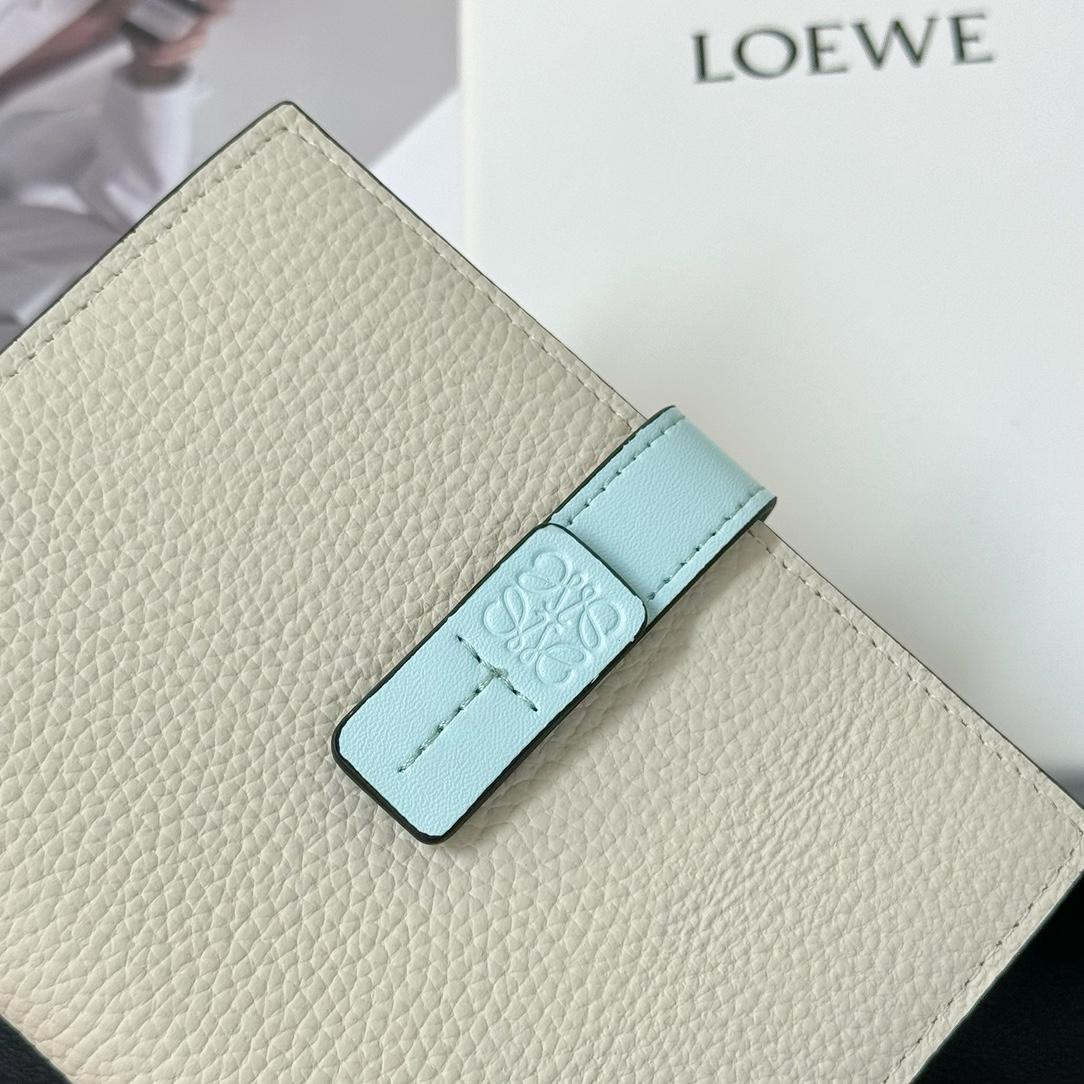 Loewe Medium Vertical Grained-Leather Wallet(14×11cm) - EUR FASHION