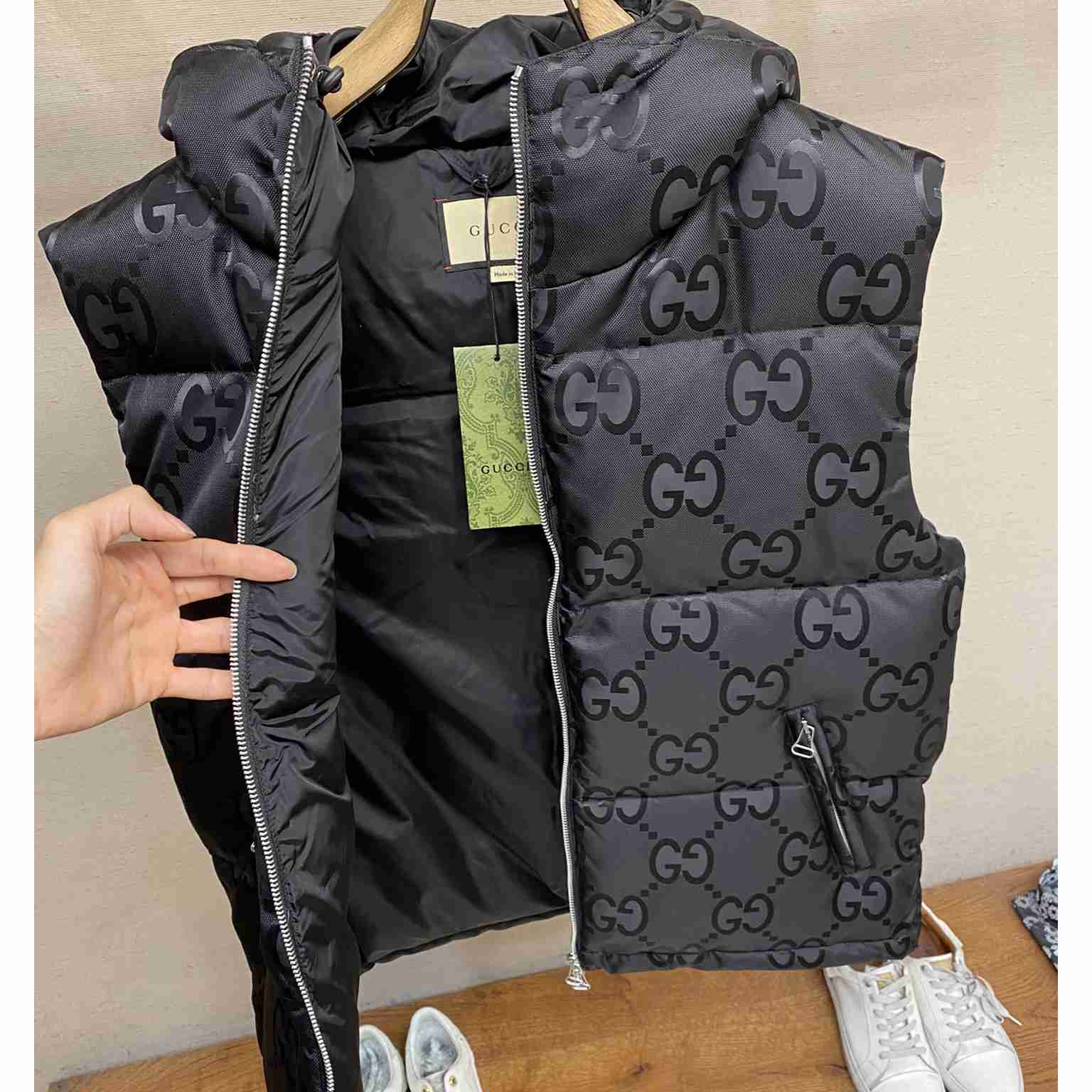 Gucci Jumbo GG Canvas Down Vest  - EUR FASHION