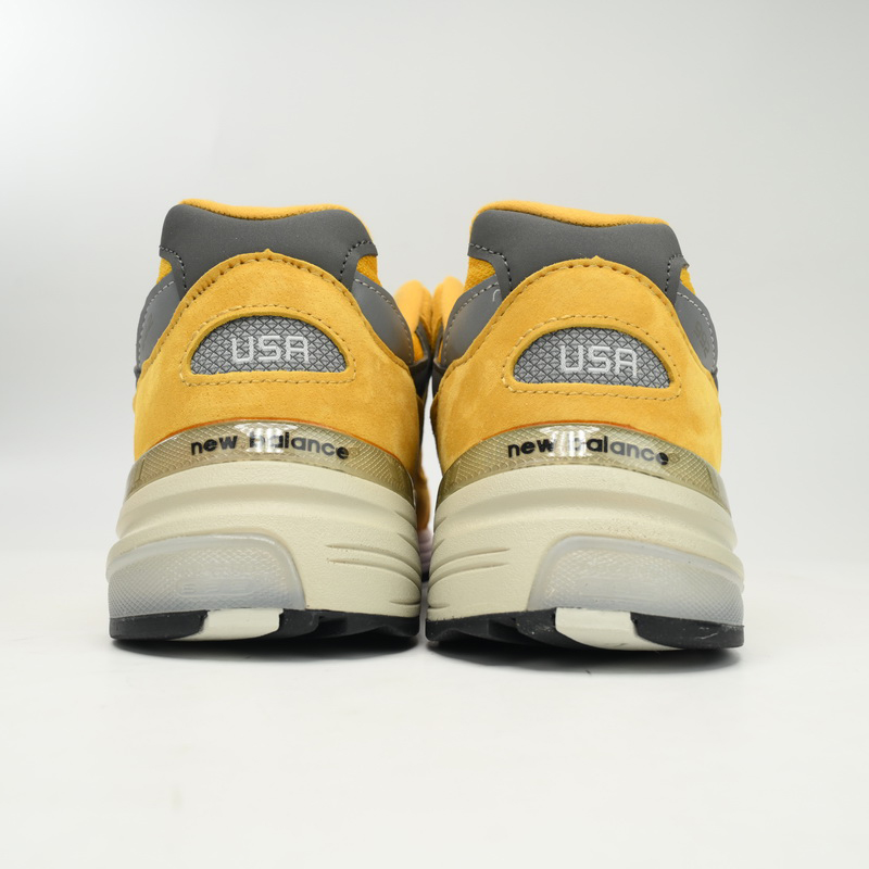 New Balance 992 Yellow Sneakers      M992BB  - EUR FASHION