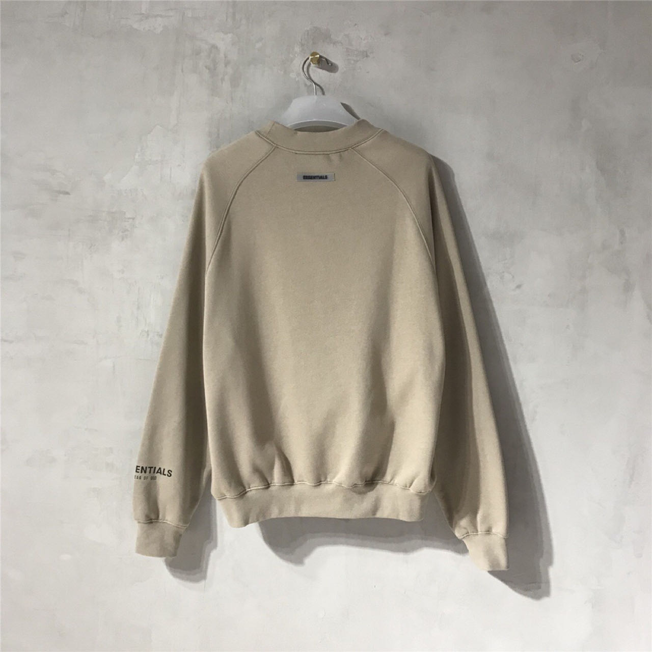 Fear Of God Essentials Crewneck Applique Logo - EUR FASHION