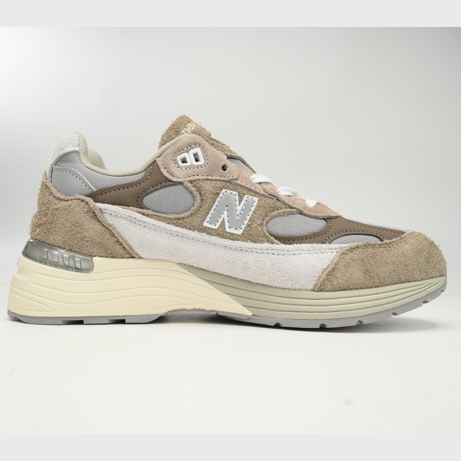 New Balance 992 Levi's Sneakers      M992LV  - EUR FASHION