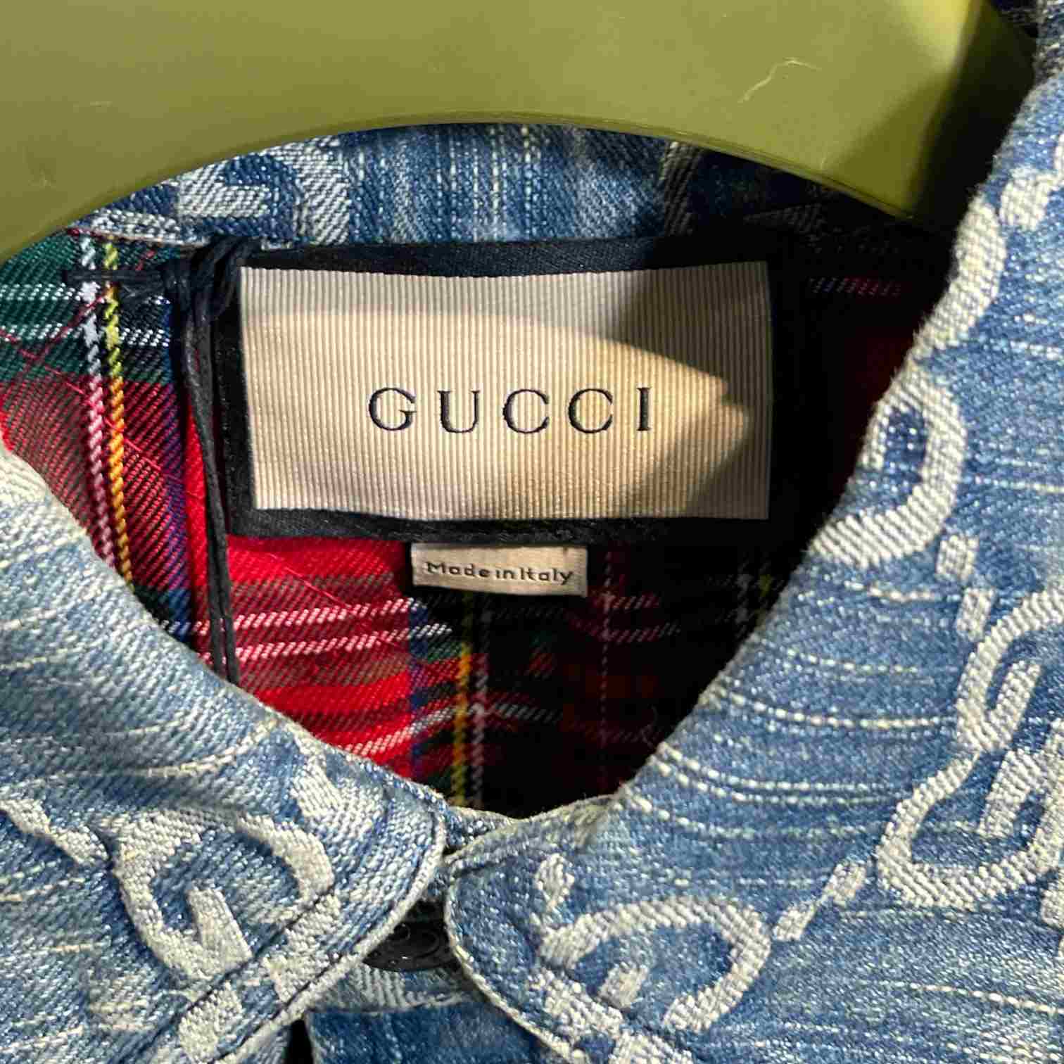 Gucci Men's Blue gg Supreme Monogrammed Denim Jacket - EUR FASHION