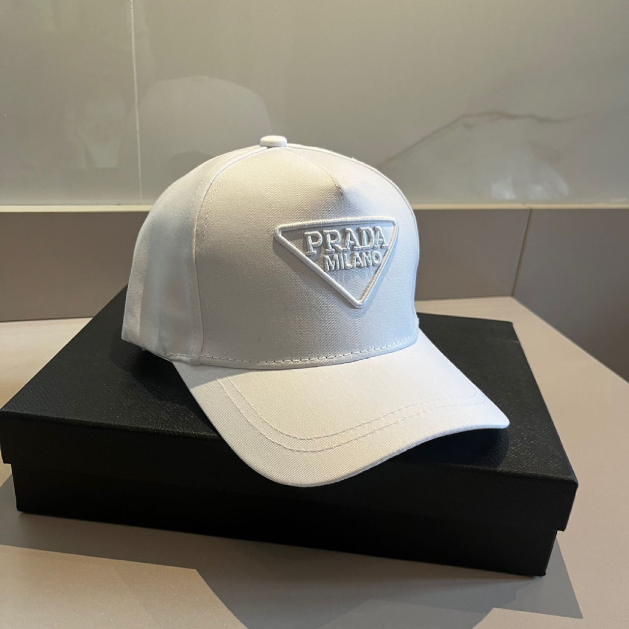 Prada Logo-patch Baseball Cap - EUR FASHION