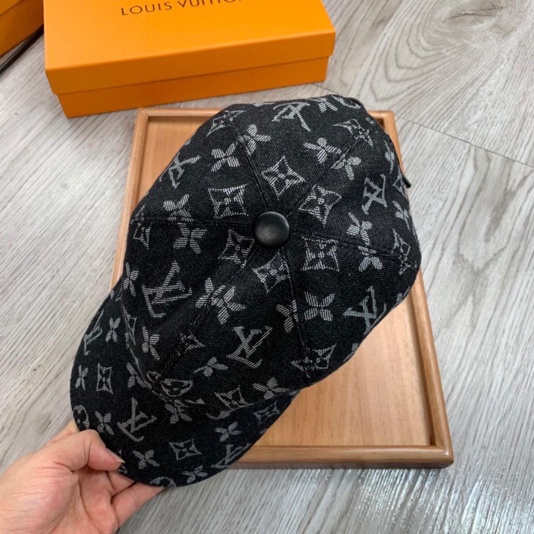 Louis Vuitton Monogram Cap - EUR FASHION