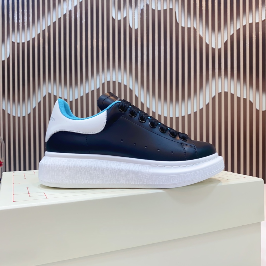 Alexander Mqueen Oversized Sneakers - EUR FASHION