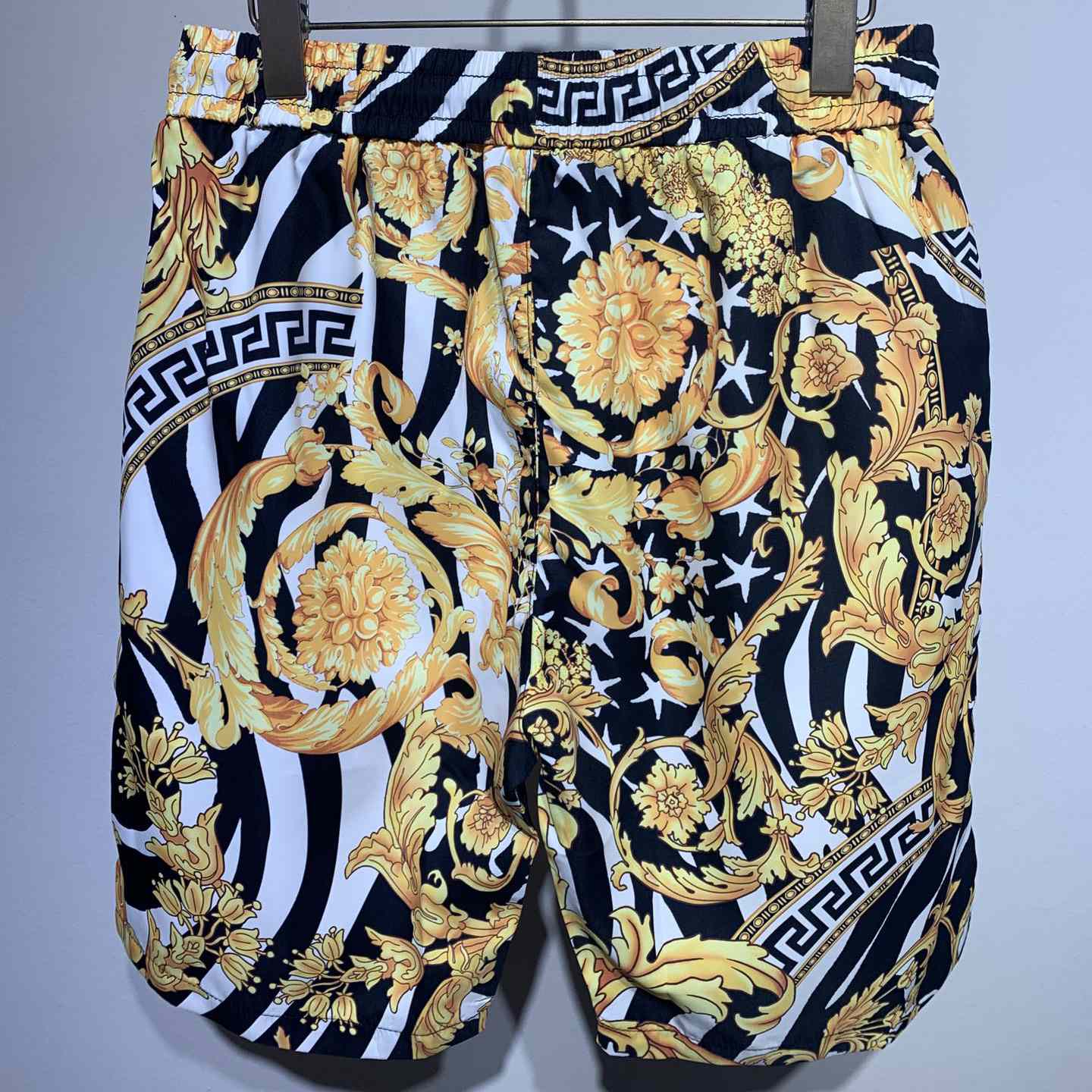 Versace Barocco Print Silk Shorts - EUR FASHION