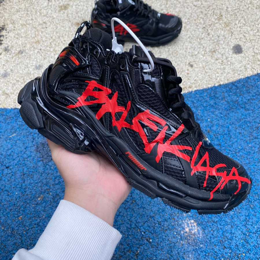 Balenciaga Runner Sneaker  - EUR FASHION