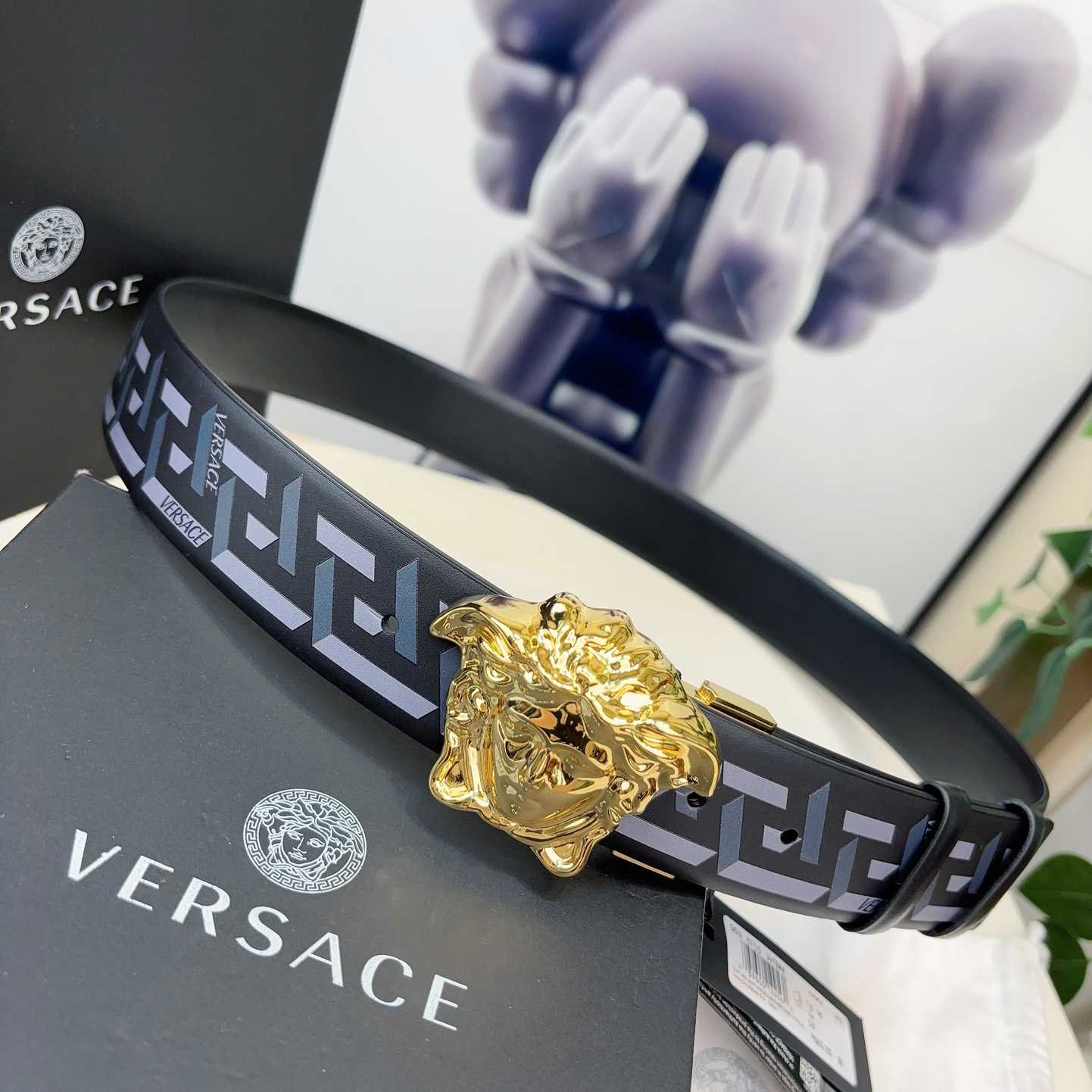 Versace Reversible Leather Belt    40mm - EUR FASHION