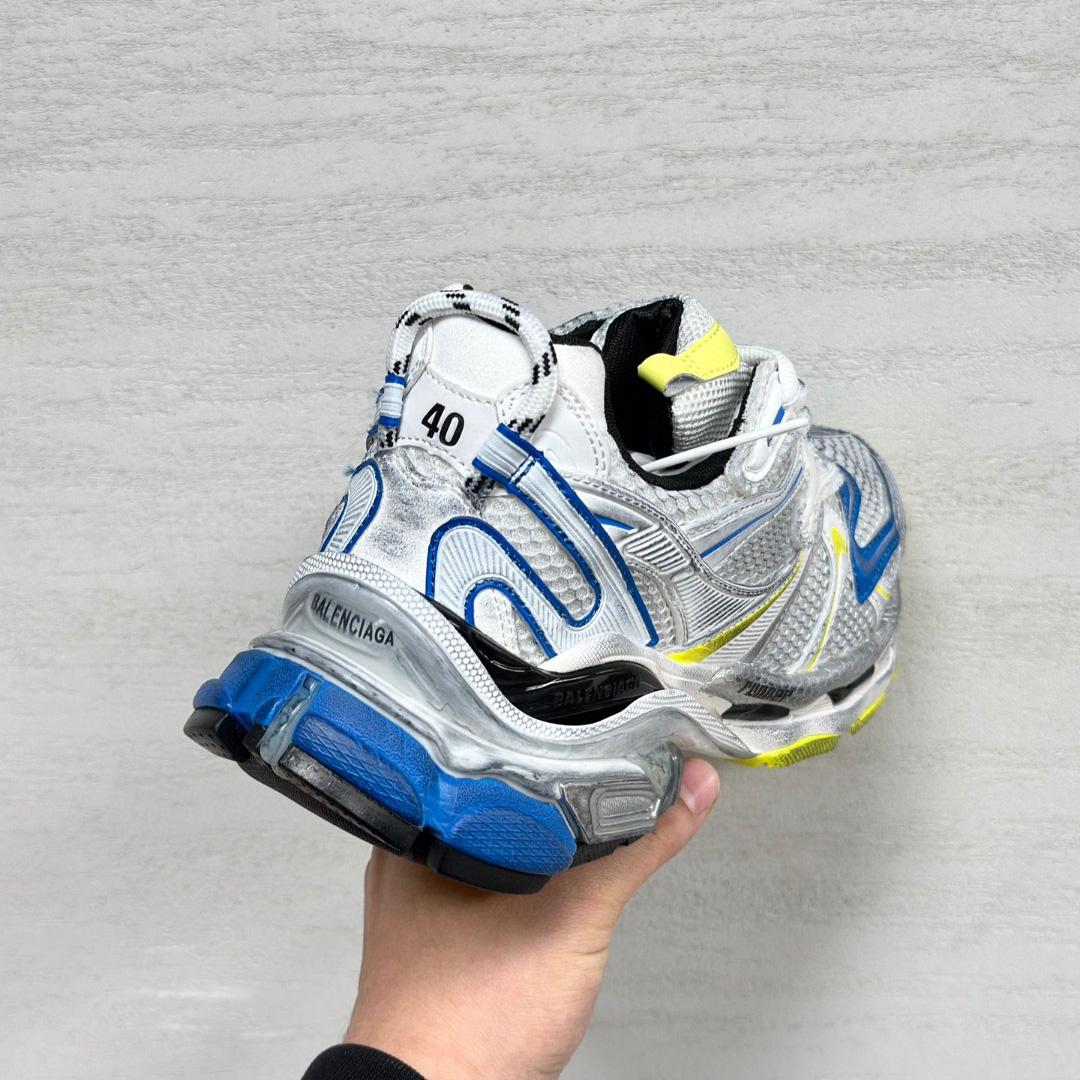 Balenciaga Runner Sneaker  - EUR FASHION