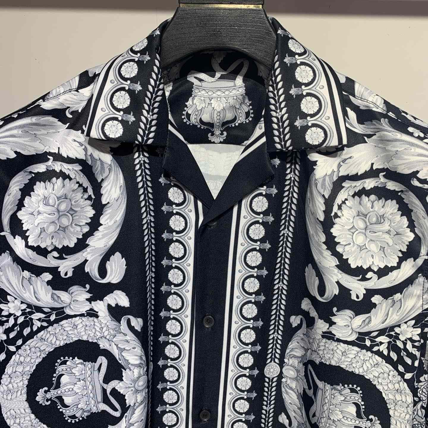 Versace Barocco Print Silk Shirt - EUR FASHION