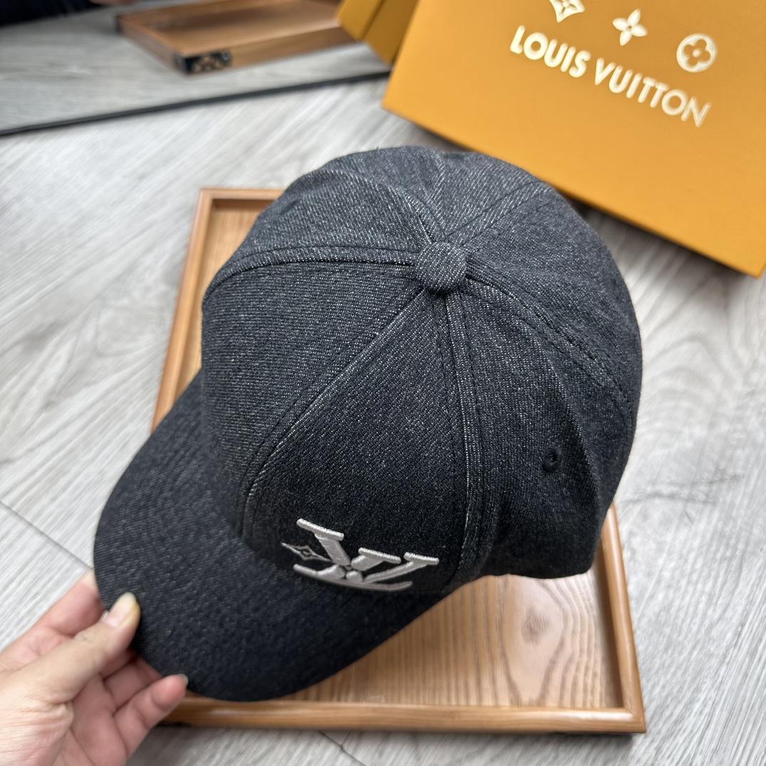 Louis Vuitton Cap - EUR FASHION