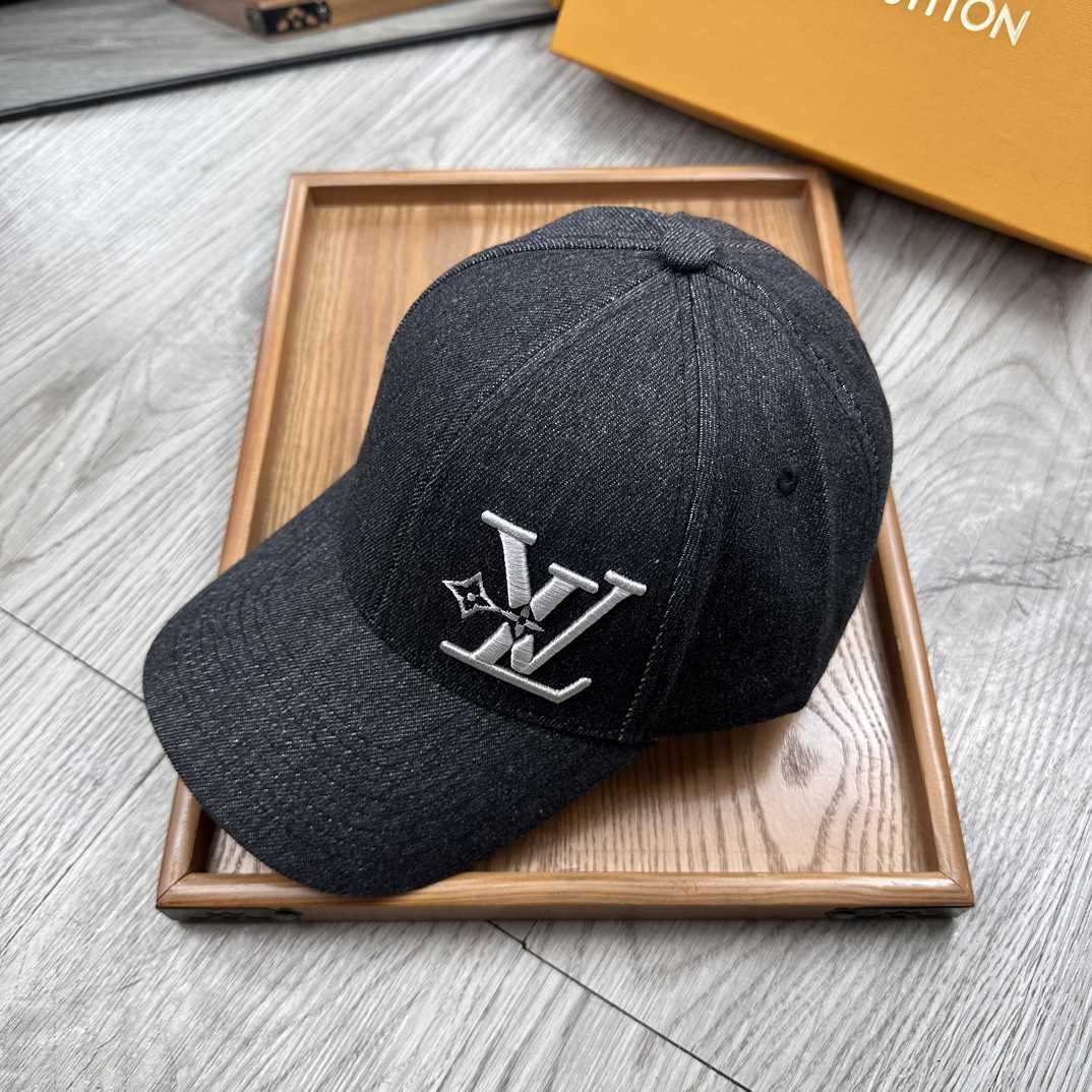 Louis Vuitton Cap - EUR FASHION