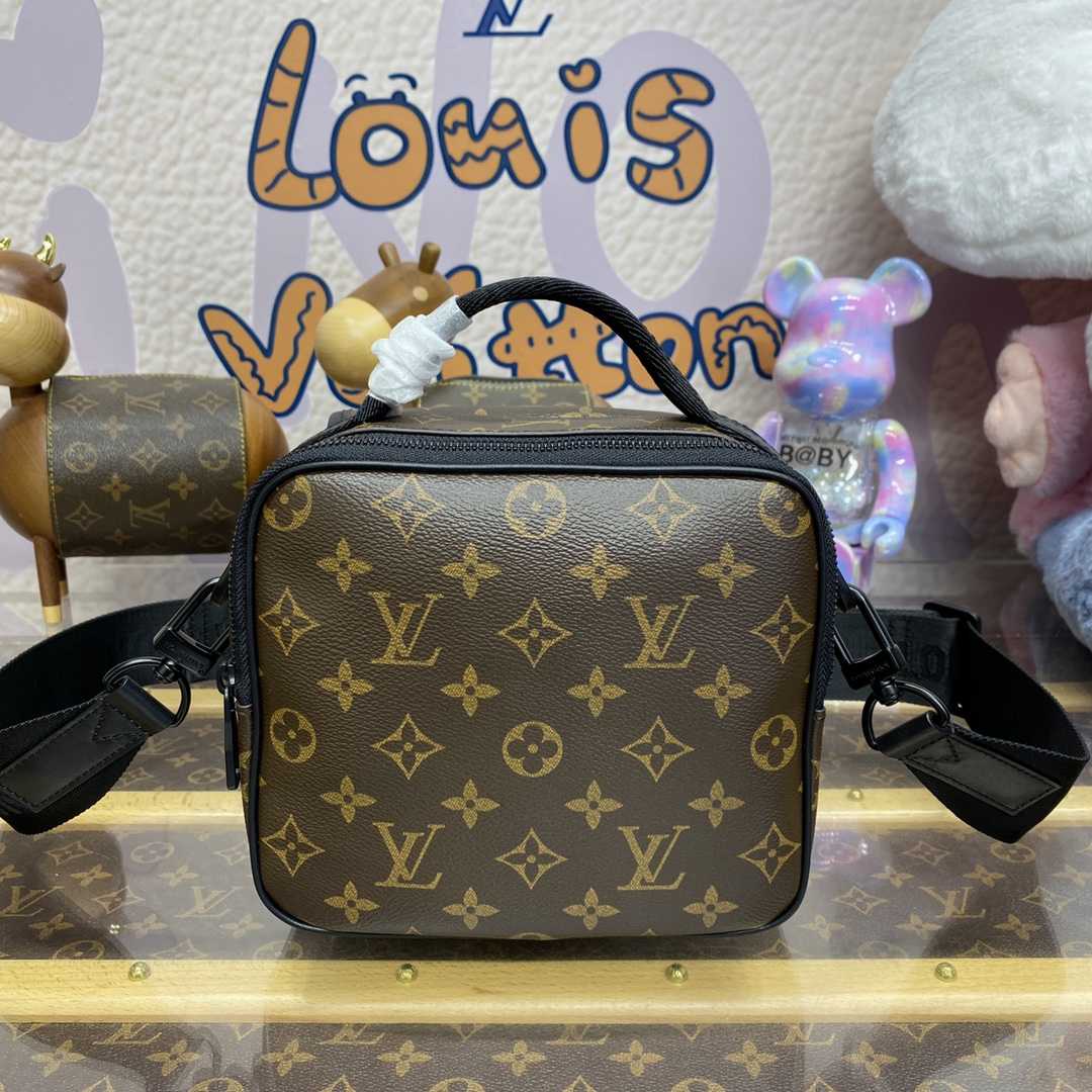 Louis Vuitton Quest Messenger  M46973 - EUR FASHION