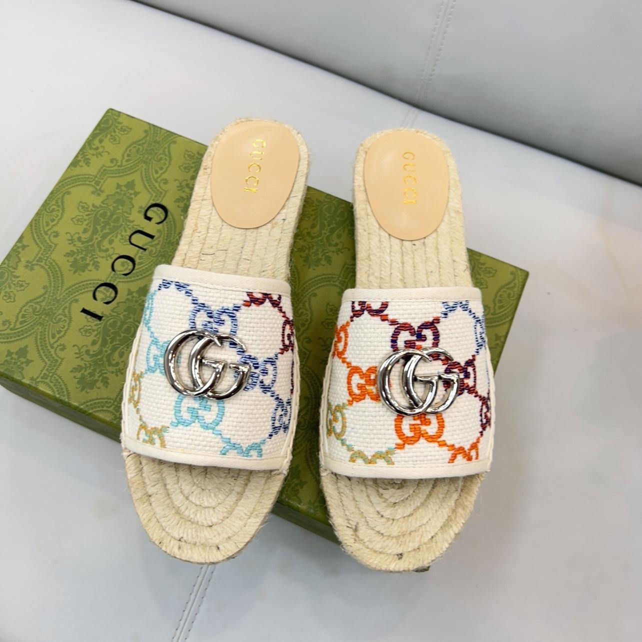 Gucci Women's GG Espadrille Slides - EUR FASHION