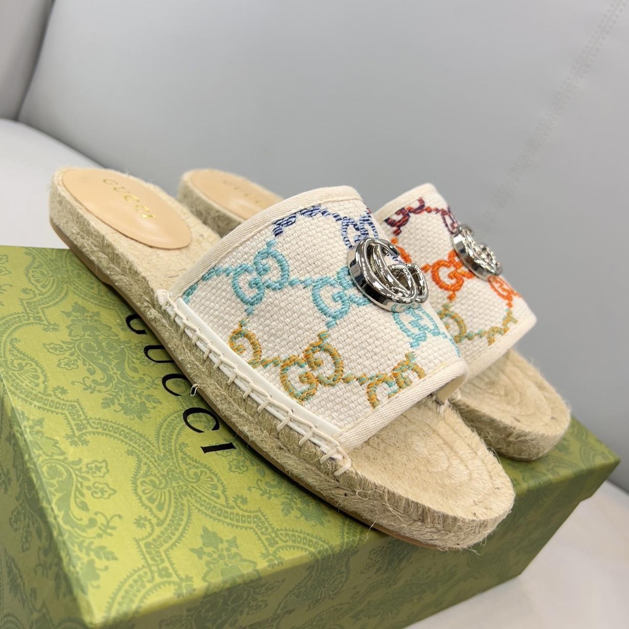 Gucci Women's GG Espadrille Slides - EUR FASHION