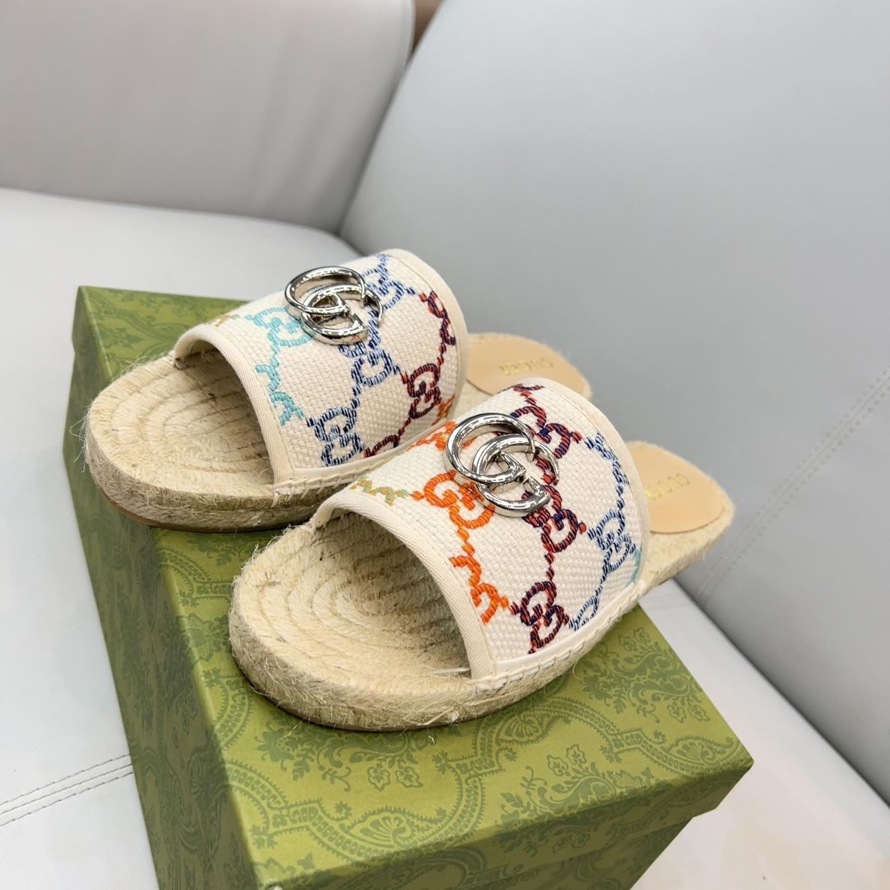 Gucci Women's GG Espadrille Slides - EUR FASHION