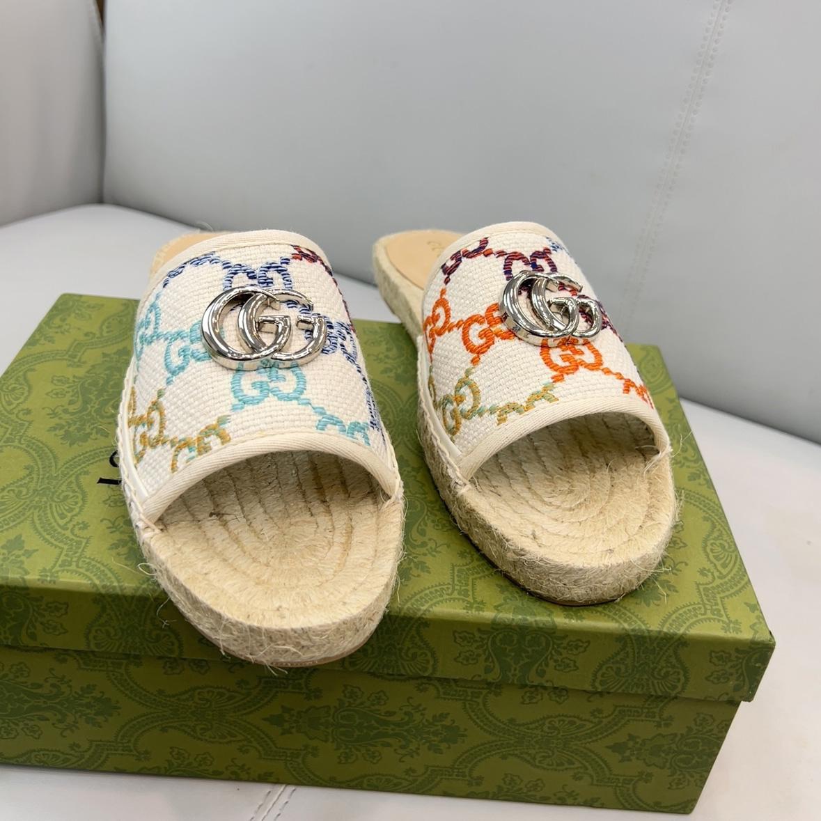 Gucci Women's GG Espadrille Slides - EUR FASHION