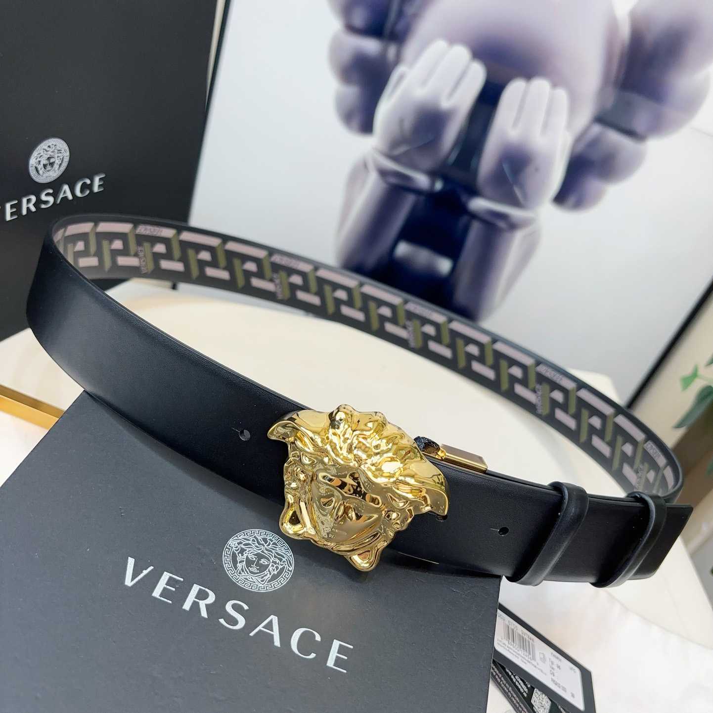 Versace Reversible Leather Belt    40mm - EUR FASHION