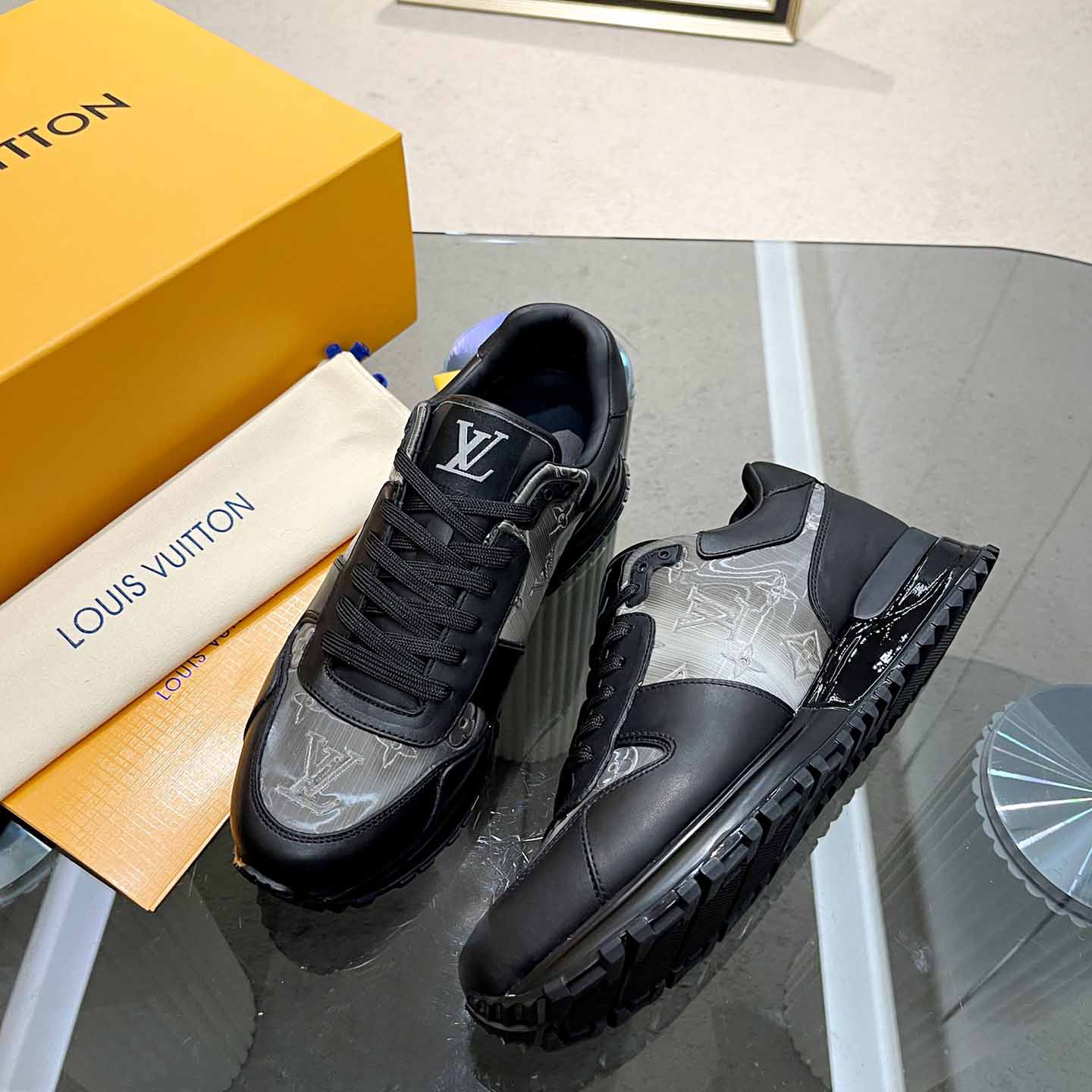 Louis Vuitton Run Away Sneaker         - EUR FASHION