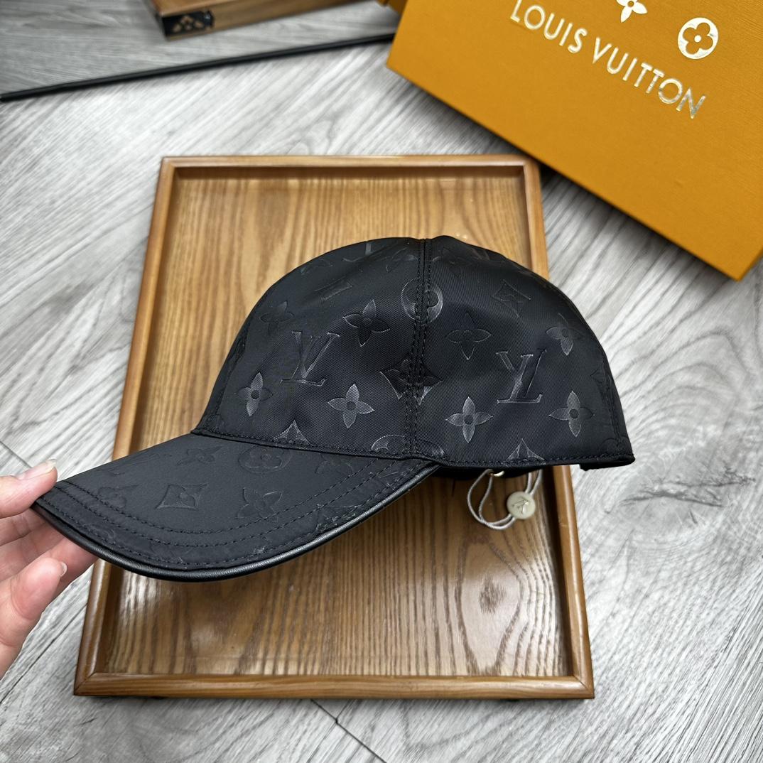 Louis Vuitton Monoragm Cap - EUR FASHION