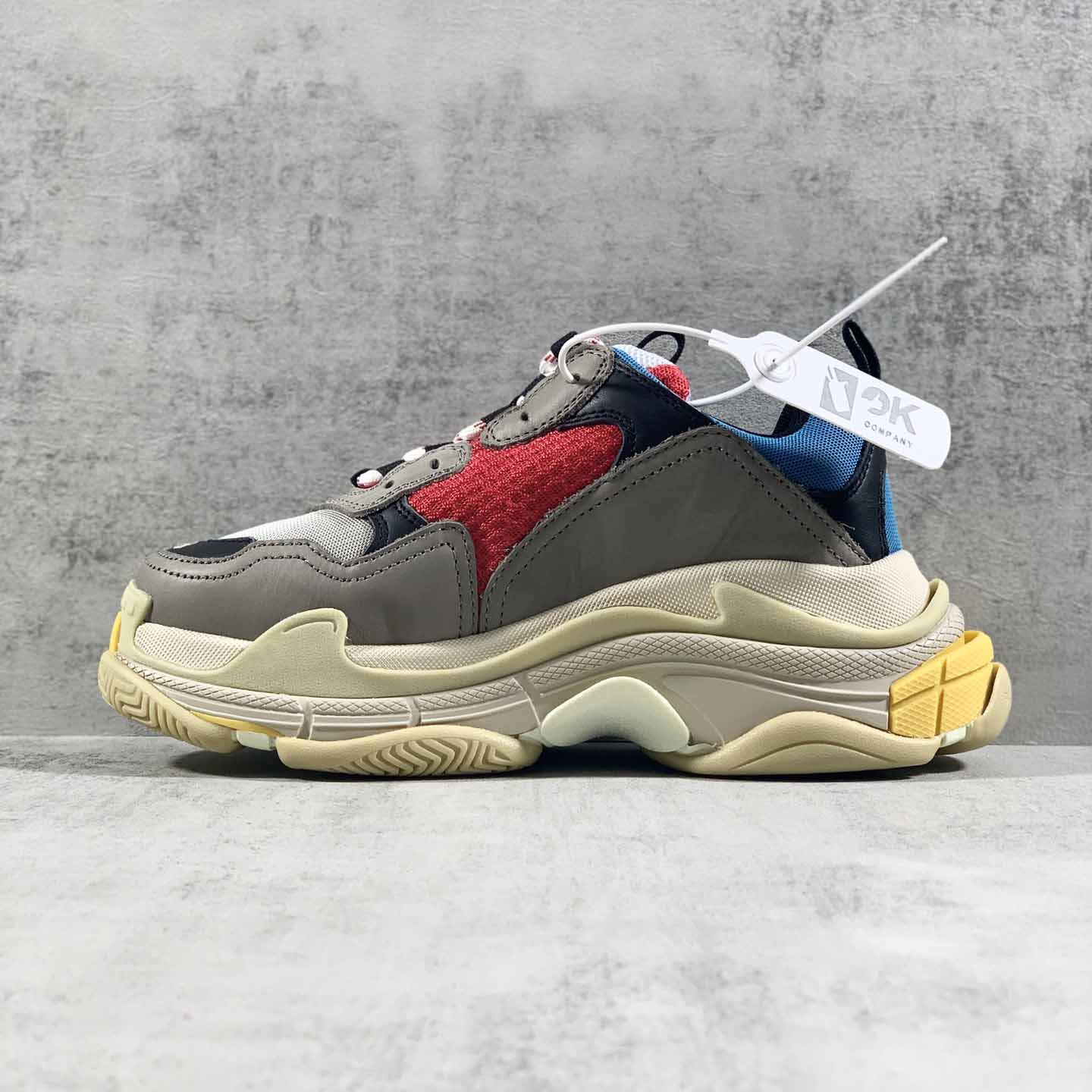 Balenciaga Triple S Sneaker  - EUR FASHION