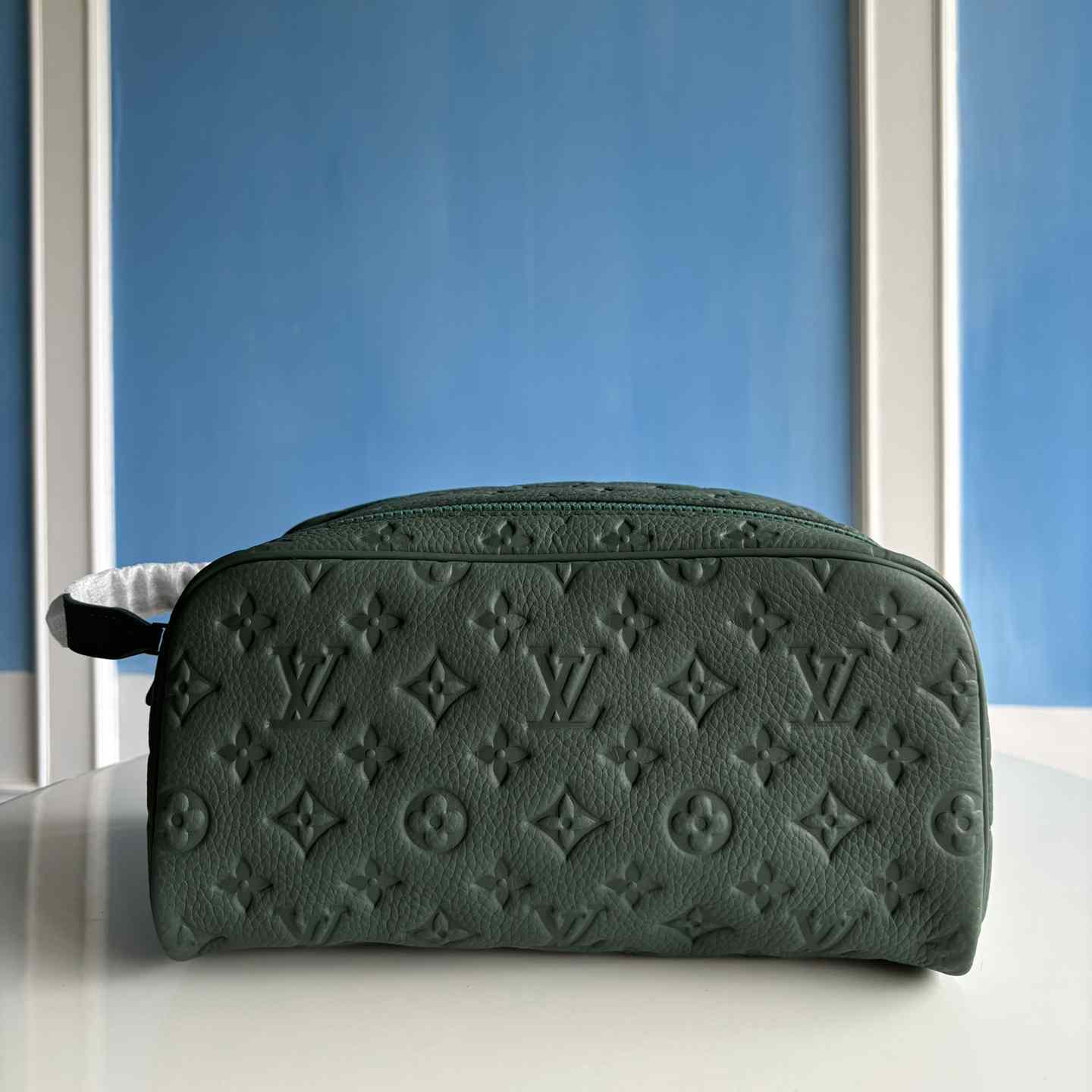 Louis Vuitton Dopp Kit    M24442 - EUR FASHION