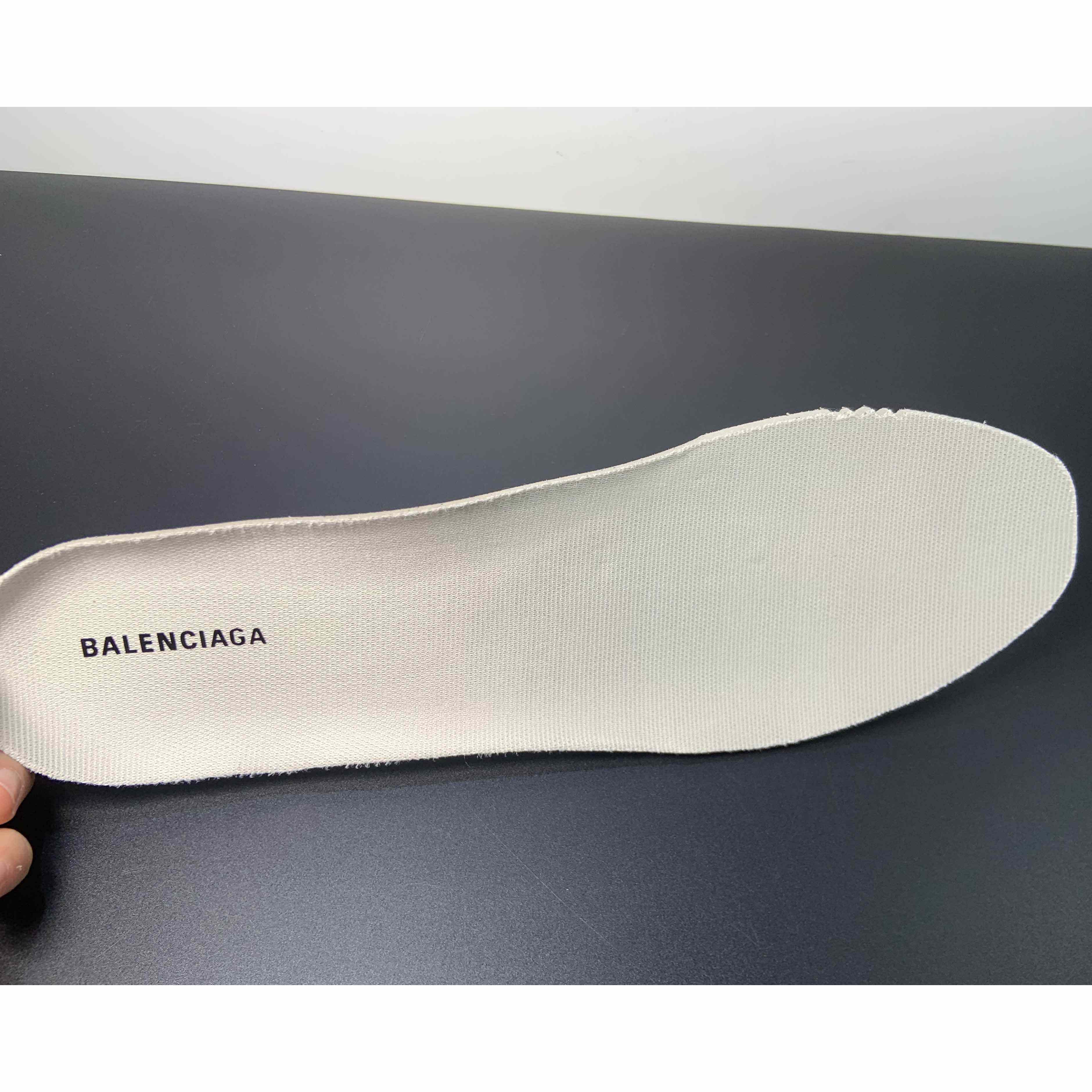 Balenciaga Runner Sneaker  - EUR FASHION