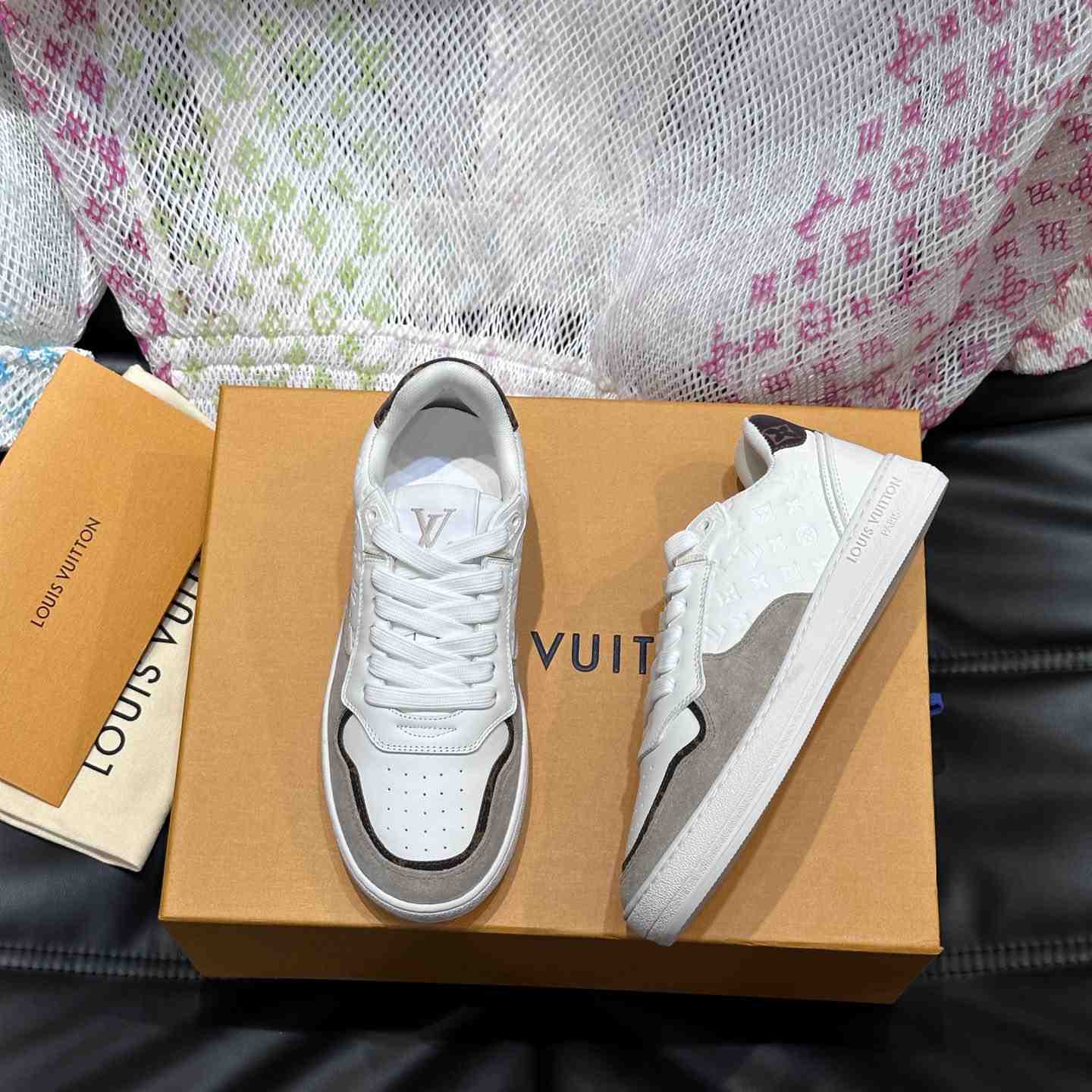 Louis Vuitton LV Stadium Sneaker   1ACUIN - EUR FASHION