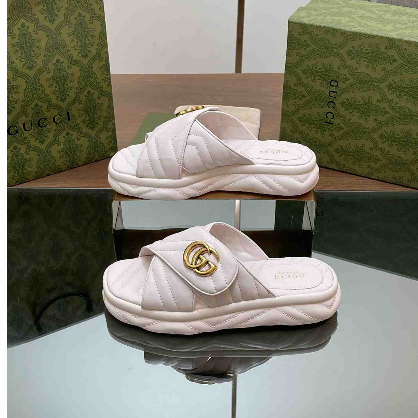 Gucci Women's Double G Slide Sandal - EUR FASHION