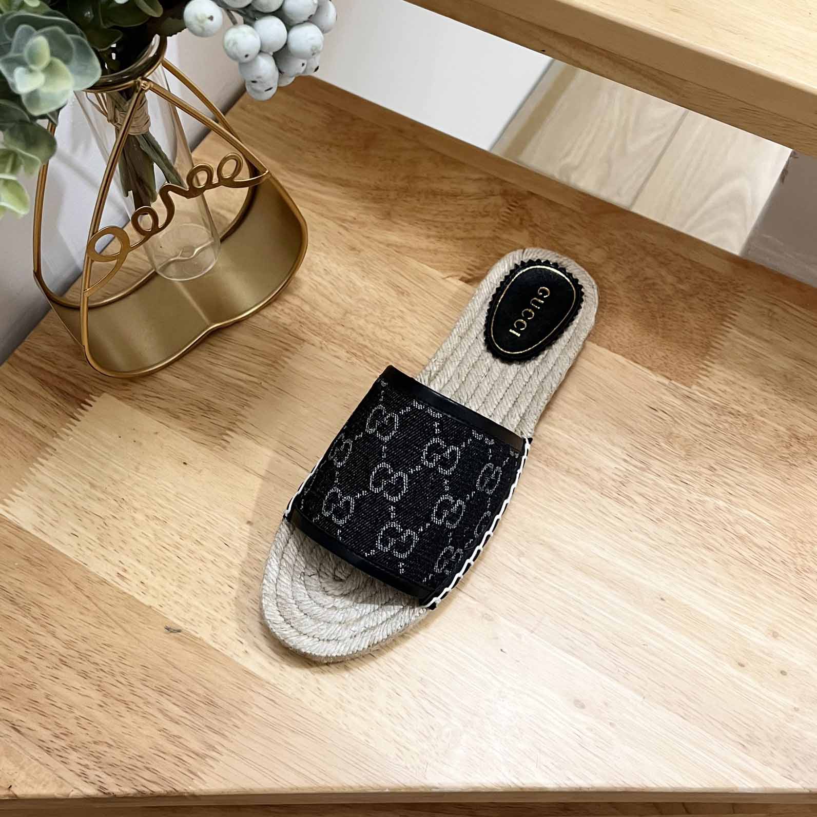 Gucci Women's Slide Espadrille  - EUR FASHION