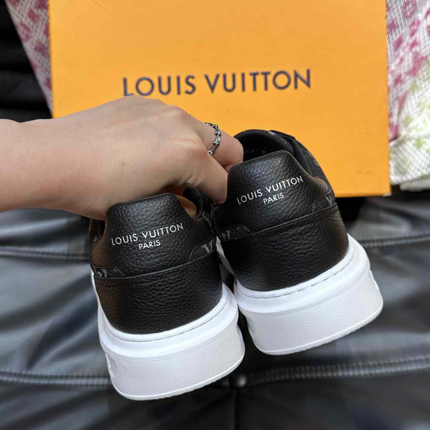 Louis Vuitton Beverly Hills Sneaker   - EUR FASHION