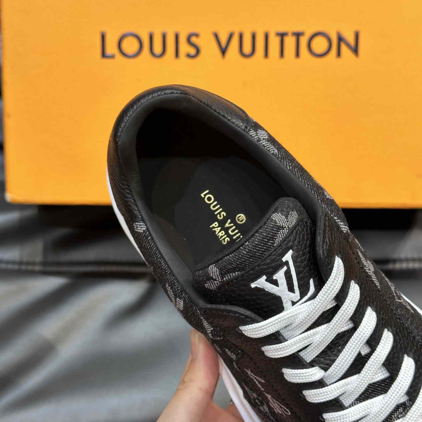 Louis Vuitton Beverly Hills Sneaker   - EUR FASHION