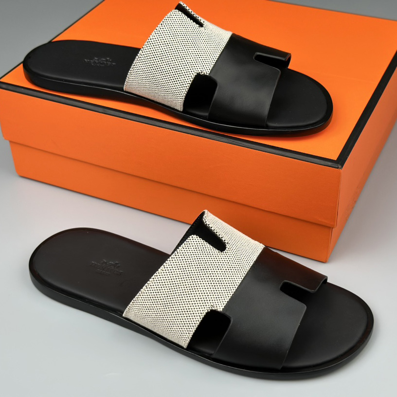 Hermes Izmir Sandal - EUR FASHION