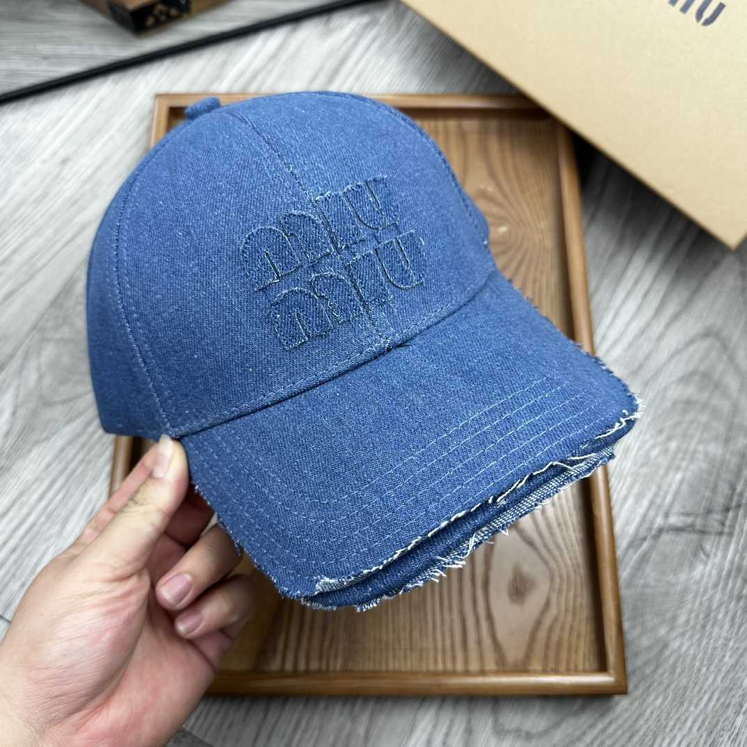 Miu Miu Baseball Cap - EUR FASHION