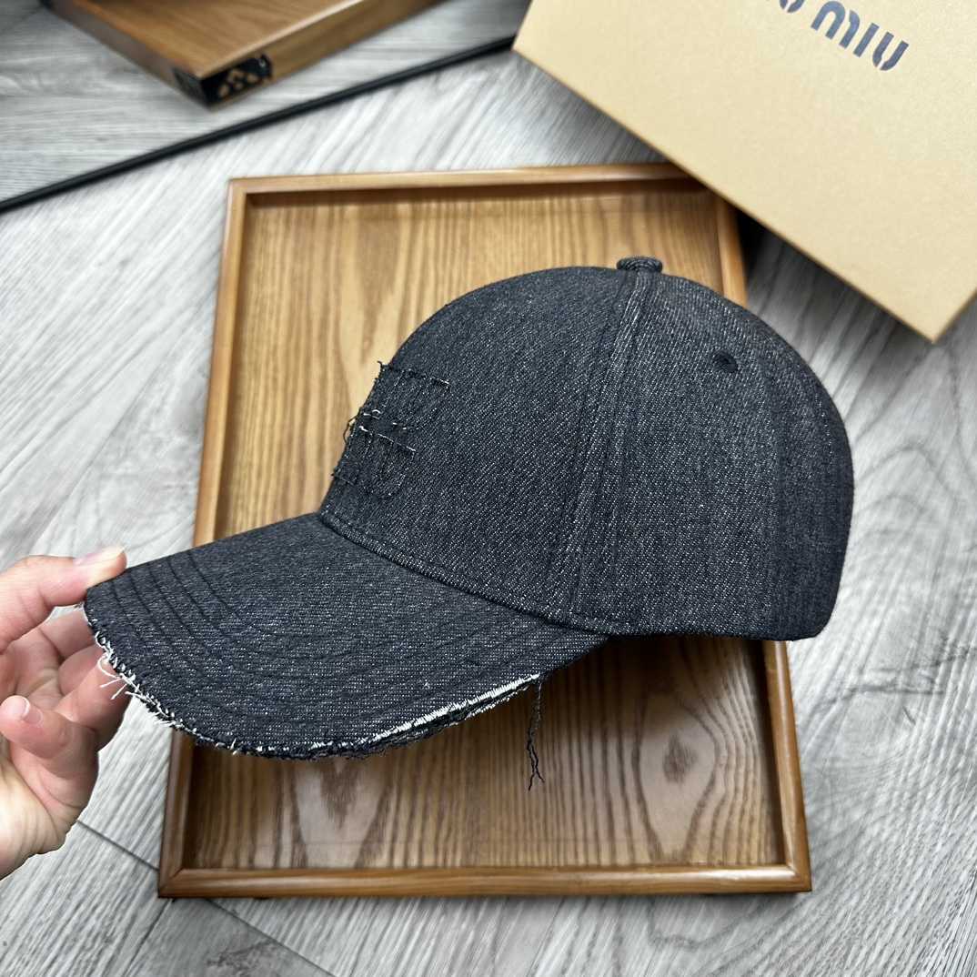 Miu Miu Baseball Cap - EUR FASHION