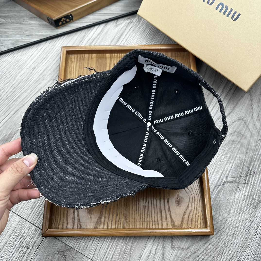 Miu Miu Baseball Cap - EUR FASHION