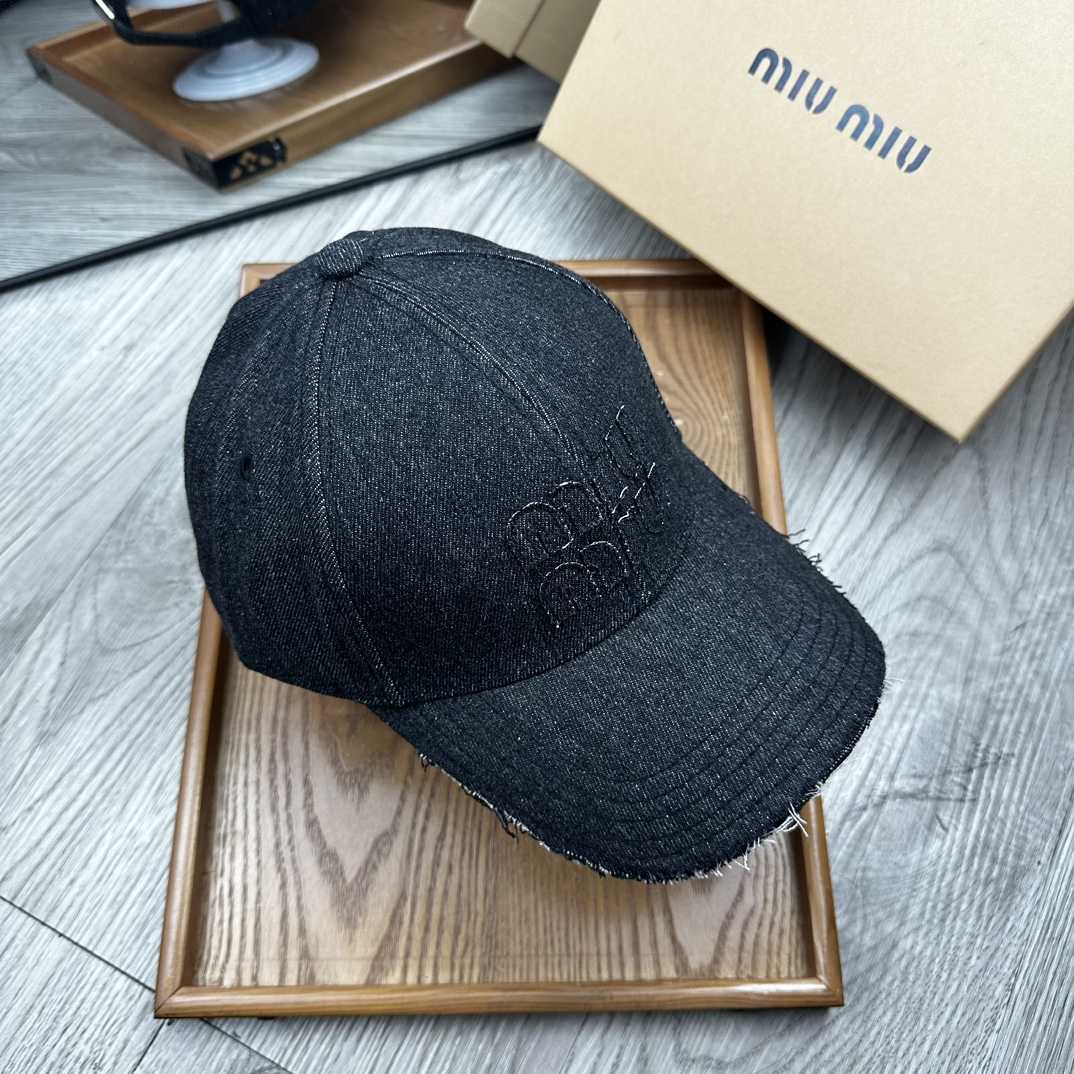 Miu Miu Baseball Cap - EUR FASHION