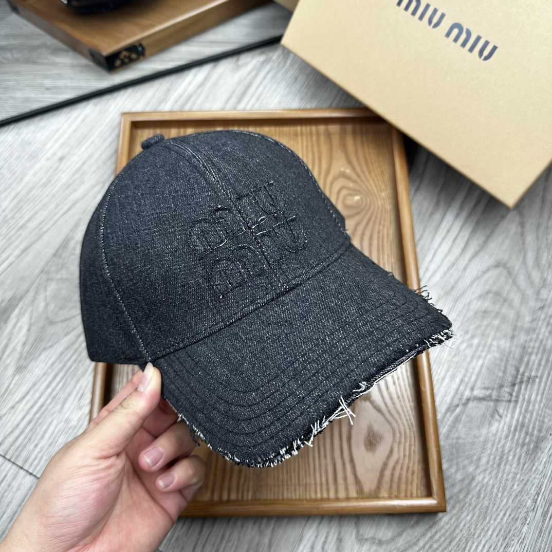 Miu Miu Baseball Cap - EUR FASHION